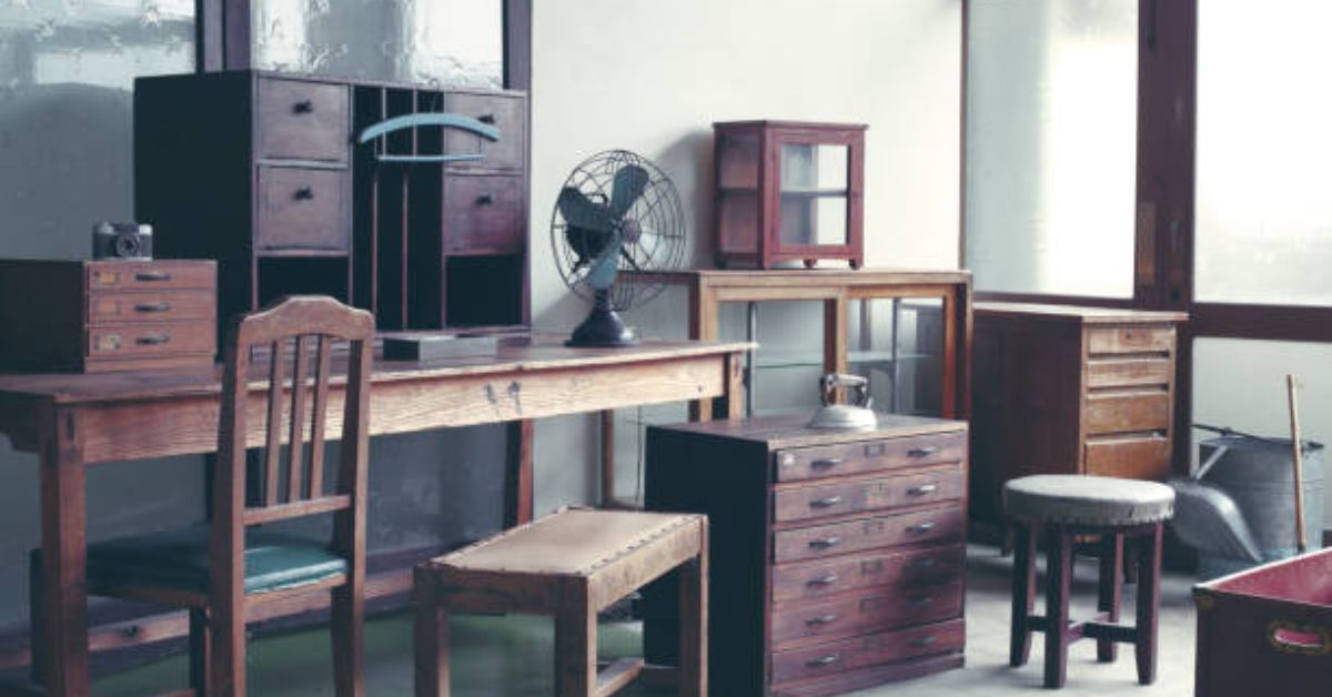 How to Sell Vintage Furniture on Facebook Marketplace for High Profit